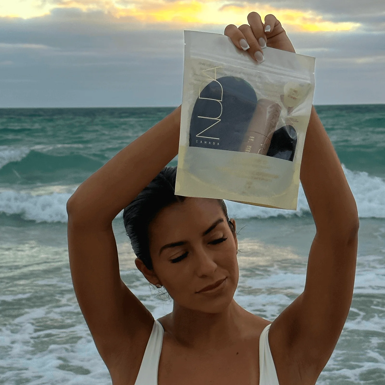 NUDA - Ensemble de voyage autobronzant – Image 2