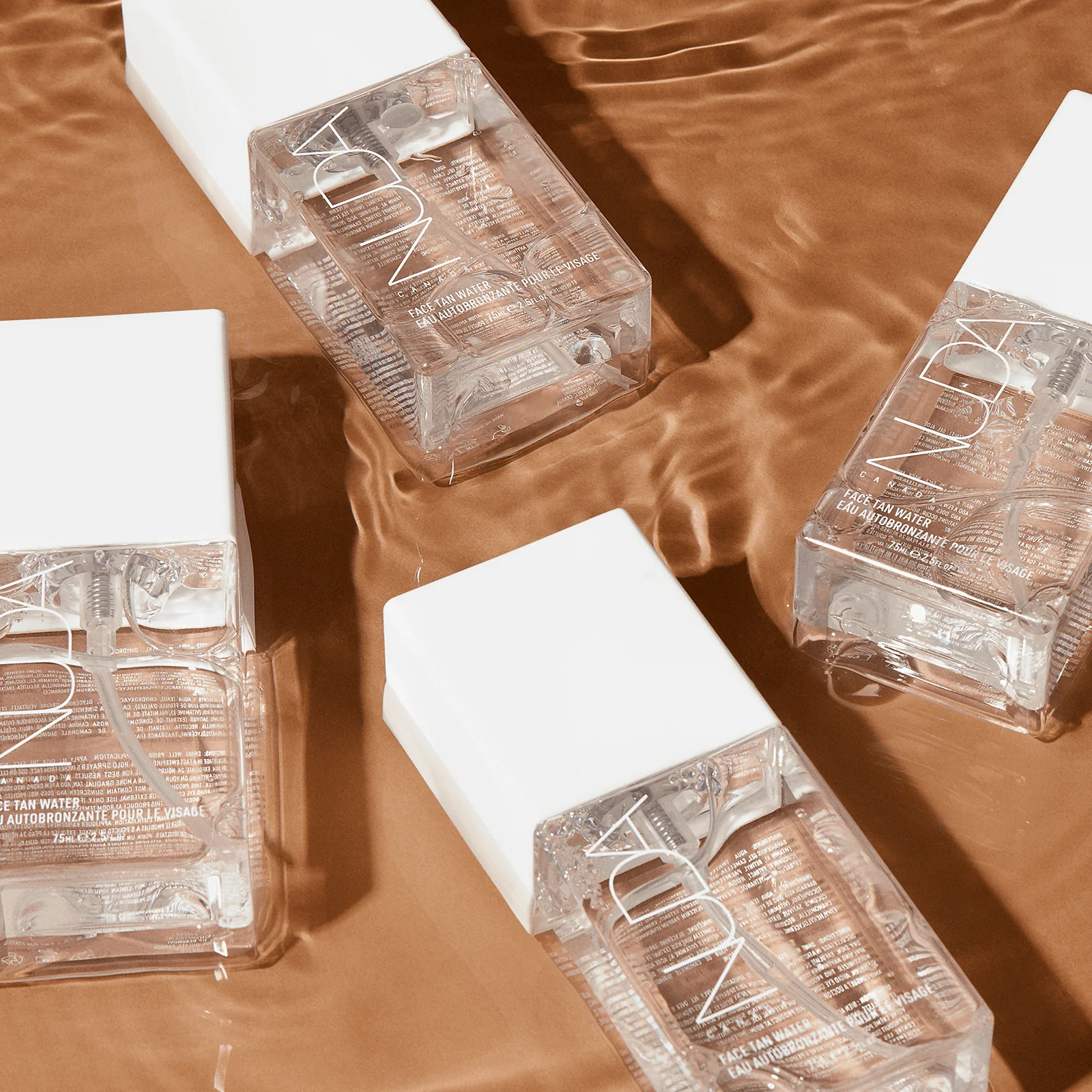 NUDA - Eau pour le visage autobronzante pâle à moyen Cloudmist 75 ml – Image 2