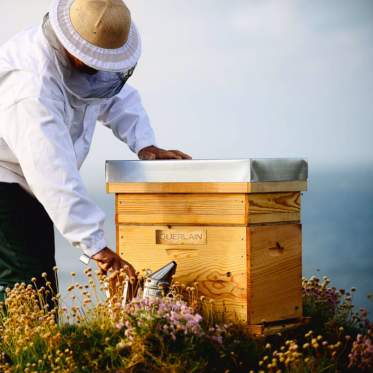 Guerlain Abeille Royale Honey Cataplasm Mask – Image 3