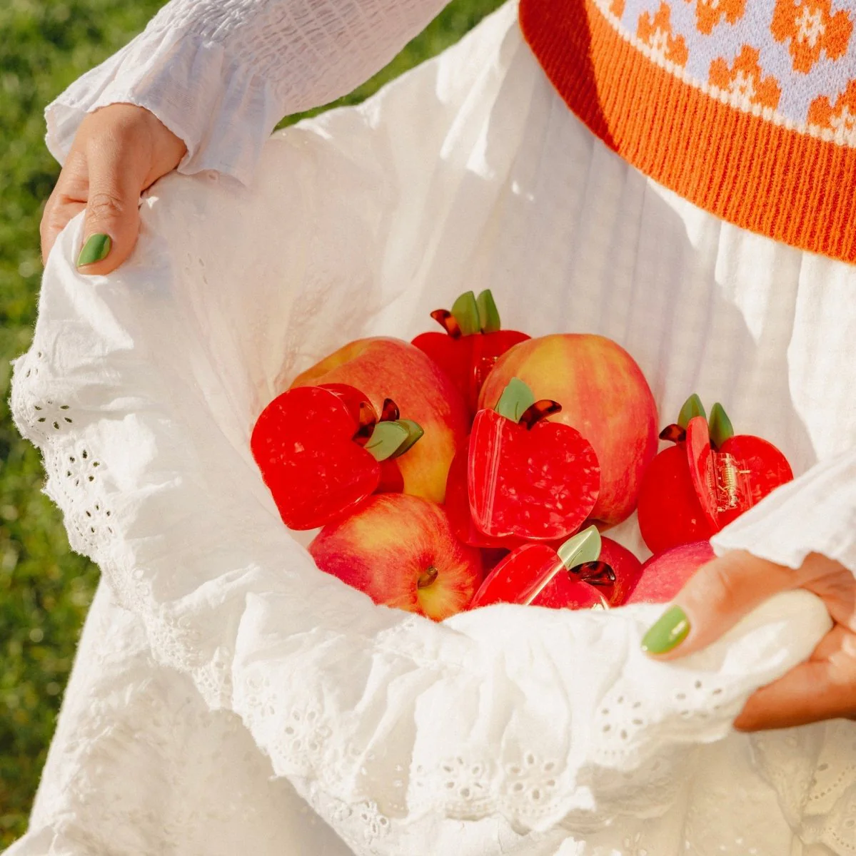 Griffe de cheveux de pomme – Image 3