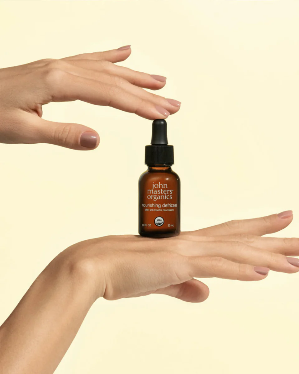 Défrizzeur Nourrissant Pour Cheveux Secs 23 ml – Image 5