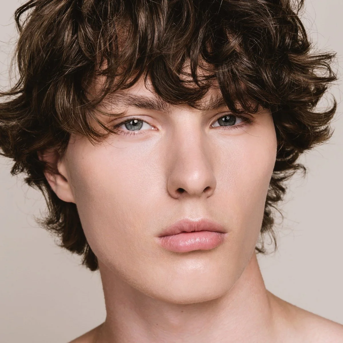 Skin Equal Fond de Teint Éclat Doux 30 ml – Image 6